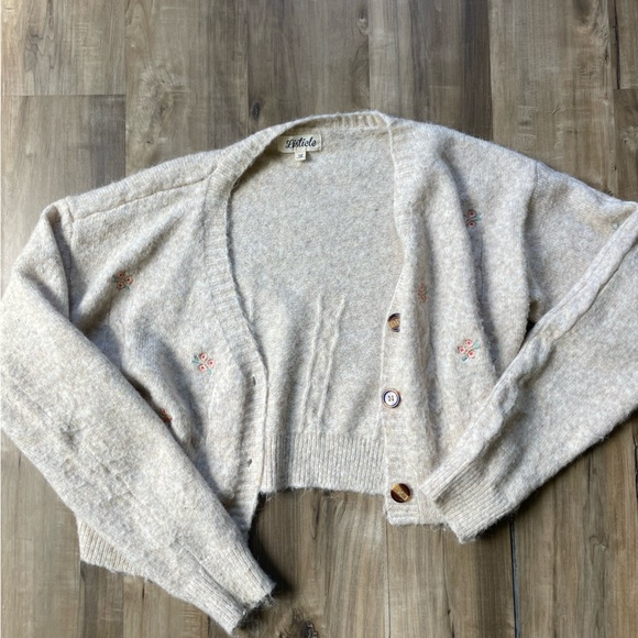 Cardigan Cropped with Matching Top - Picture 2 of 3